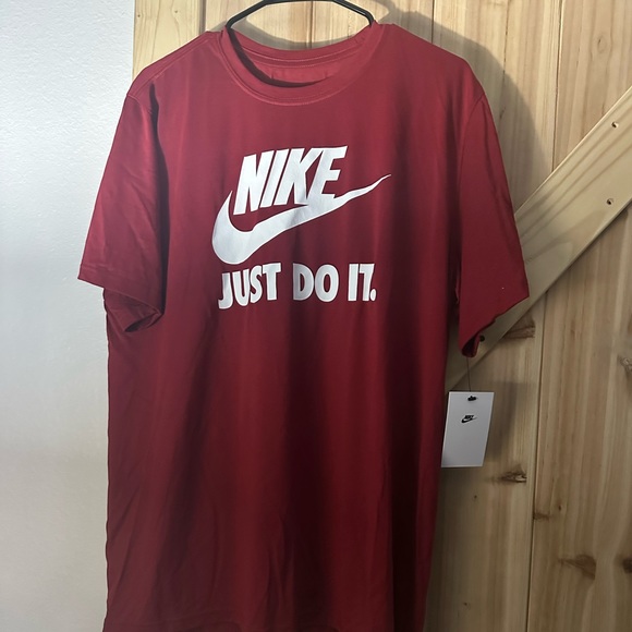 Nike Other - Nike tee